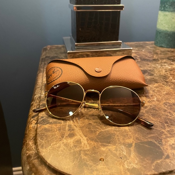 Ray Ban Arista RB3681 - Picture 1 of 4